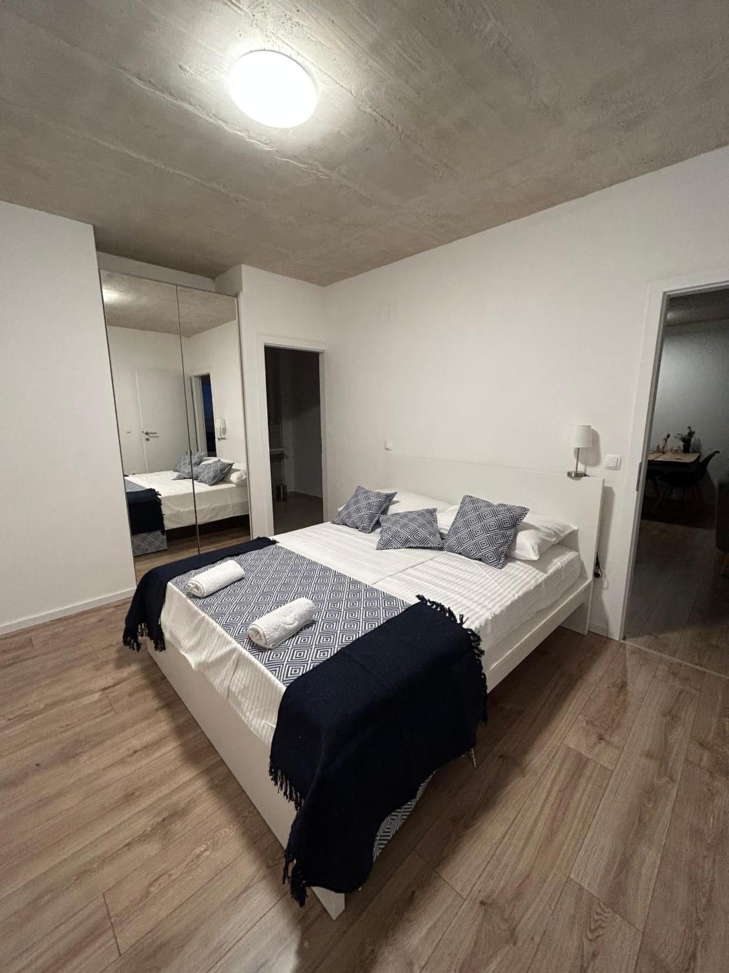 Twenty-Punat Apartments المظهر الخارجي الصورة